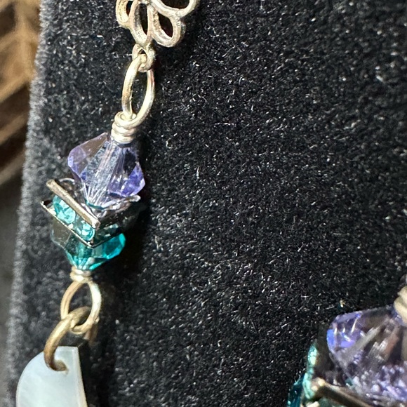Turquoise and purple Swarovski stud earrings with shell dangle - Picture 3 of 5